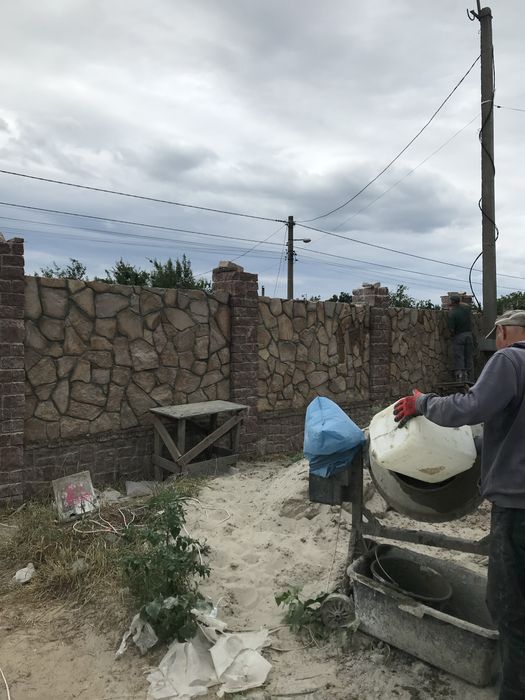 Каменщики  , муляри , забутовка каменьом