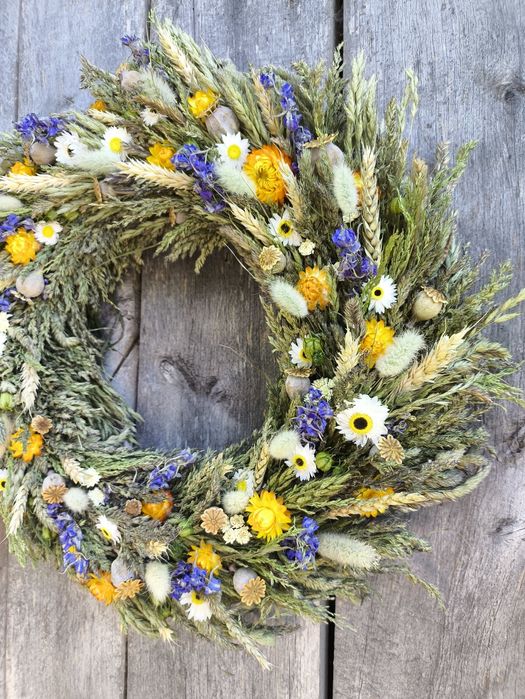 Віночок натуральний з сушених трав і квітів на двері/стіну