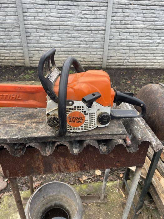 Продам бензопилу