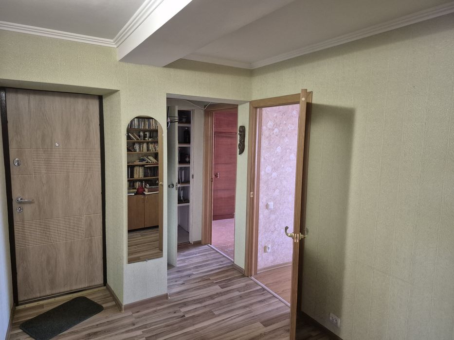 Продаж 3 кімнатной квартири.
