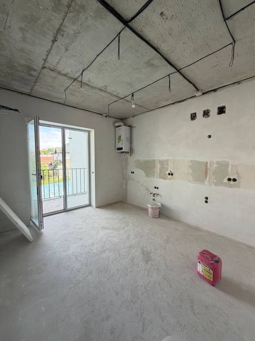 2-км кварт, 54м2, здано, є газ, 2 км до центру, бічна Варшавська