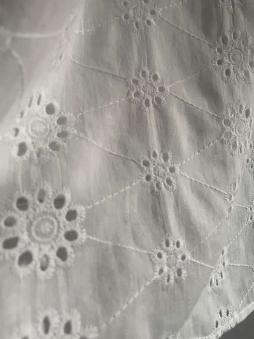 Sukienka biała r. 36