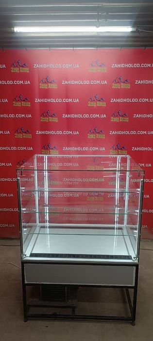КУБ Вітрина кондитерська. Холодильне обладнання. Холодильна вітрина. Вітрина кондитерська Львів