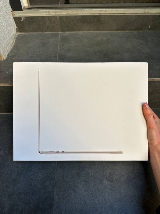 Apple MacBook Air 15“ Starlight M5 16/512 10 CPU/10 GPU (MDVD4)