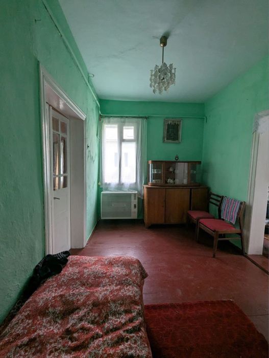 Центр Надвірної ,продаєтсья будинок з 34 сотих