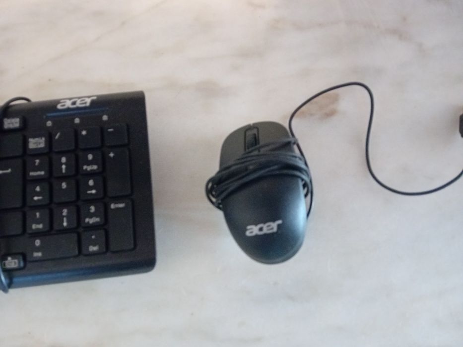 Teclado e Rato Acer