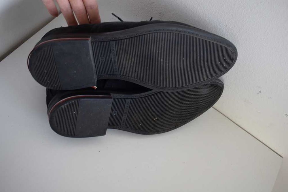 Tommy Hilfiger półbuty buty skórzane 41 ciemne