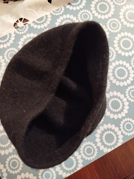 Wełniany czarny beret Primark