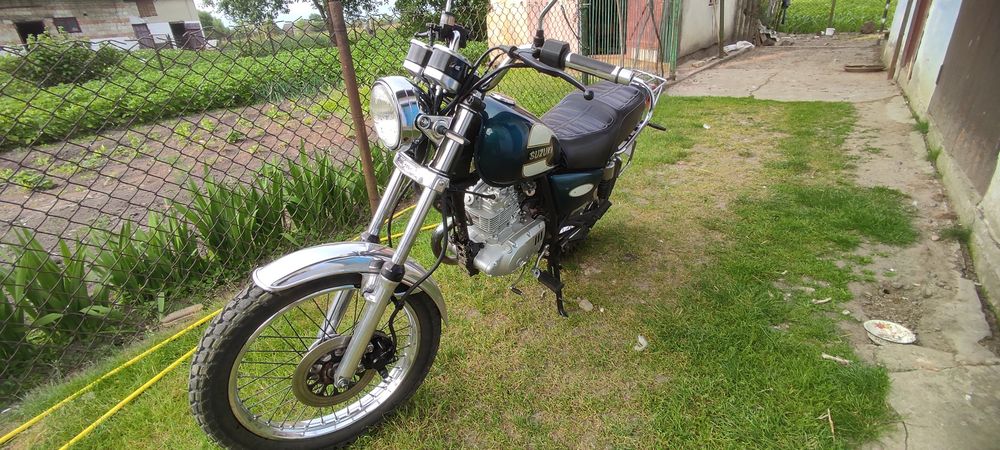 SUZUKI GN 125 new