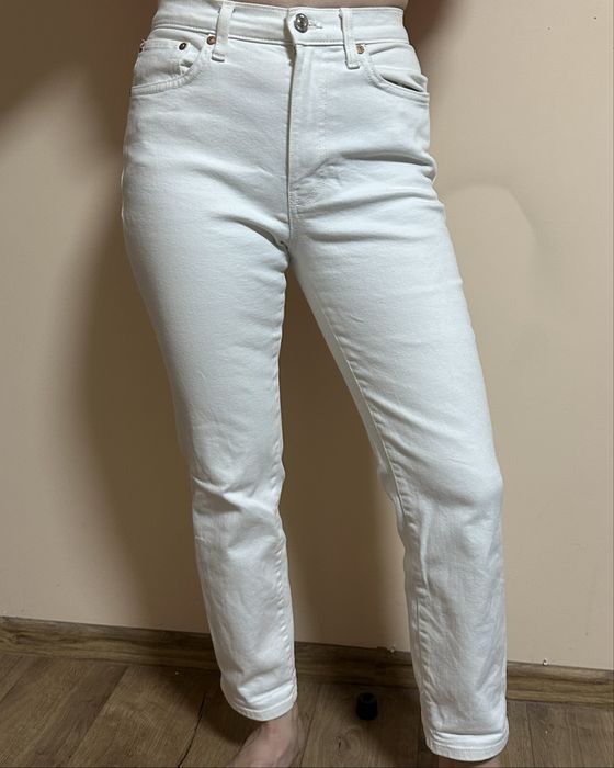 Білі джинси Mango