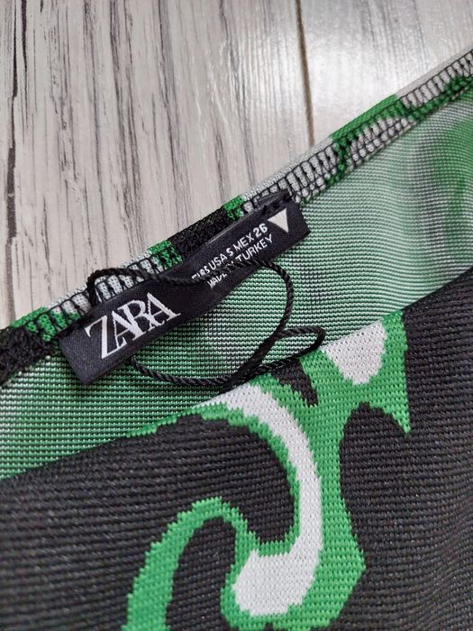 Krótka bluzka na jedno ramię, nowa,Zara, r.S