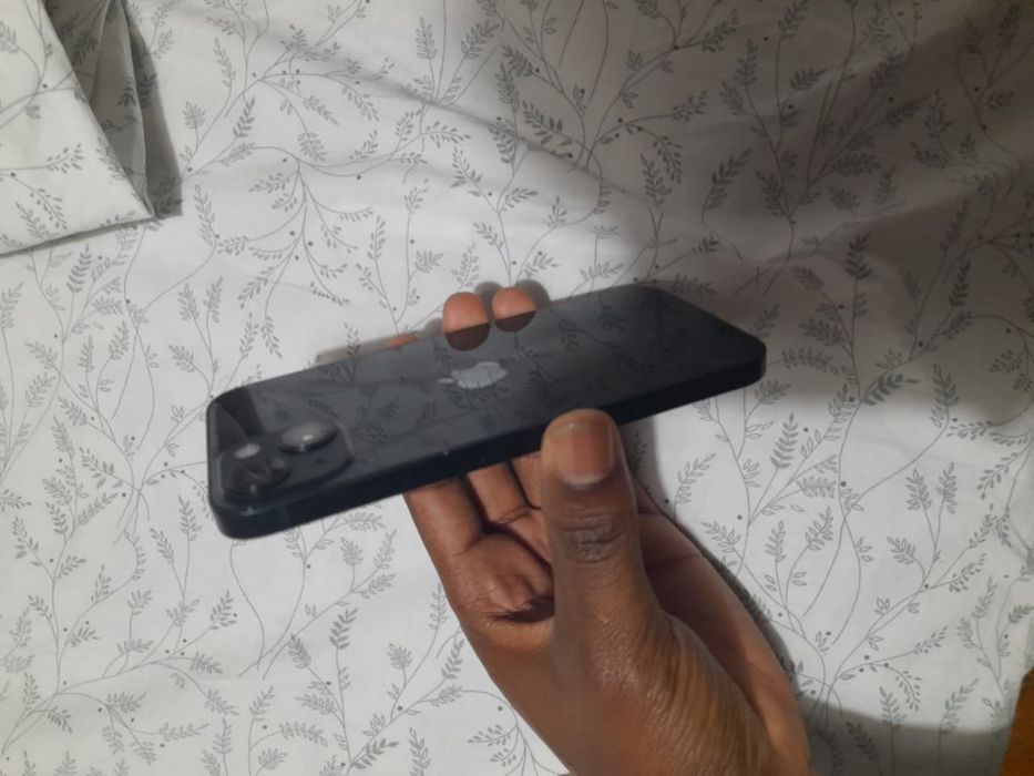 Iphone 13 semi novo