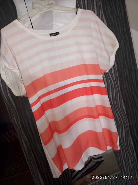 delikatna bluzka w paski