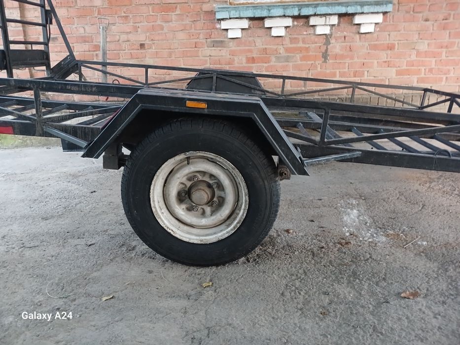 Причіп легковий В