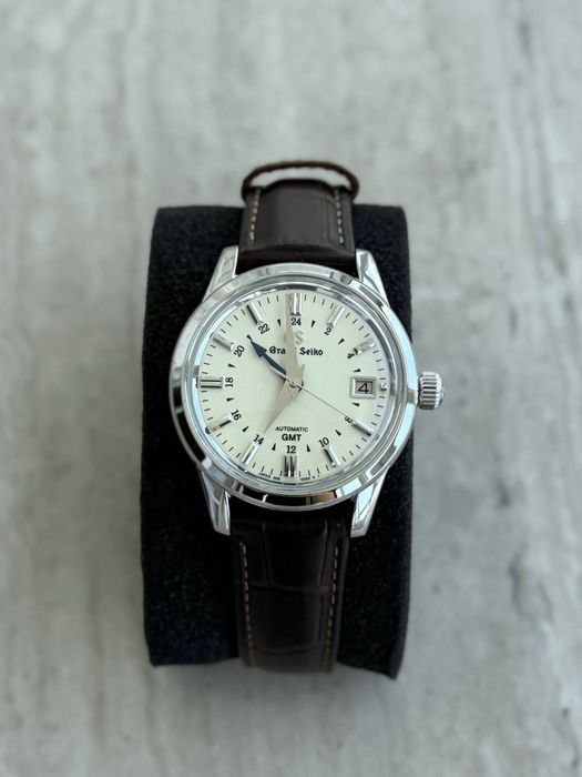 Grand Seiko GMT годинник