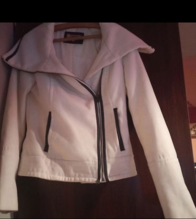 Ciepła, polarowa, zimowa,  Kurtka, rozm. S, biała