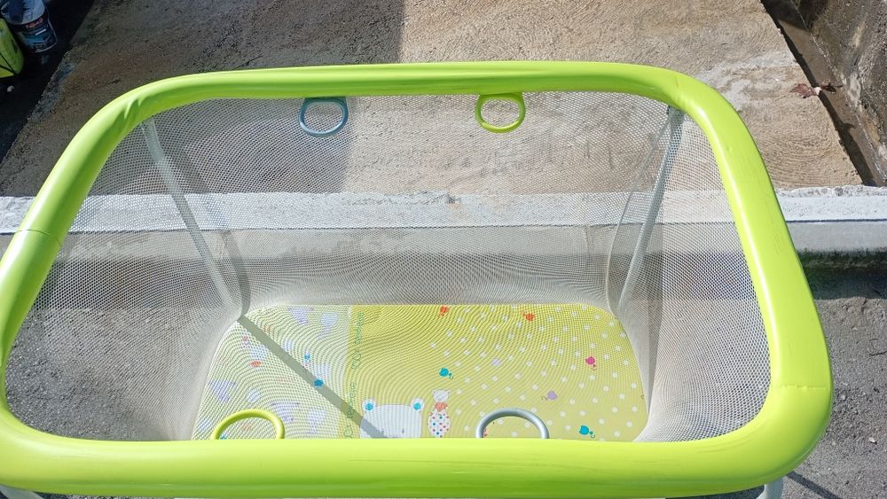 Parque retangular para bebé