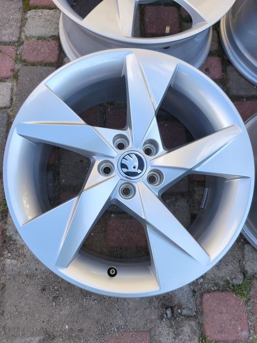 Felgi aluminiowe 17  Skoda Seat Audi Volkswagen 5x100