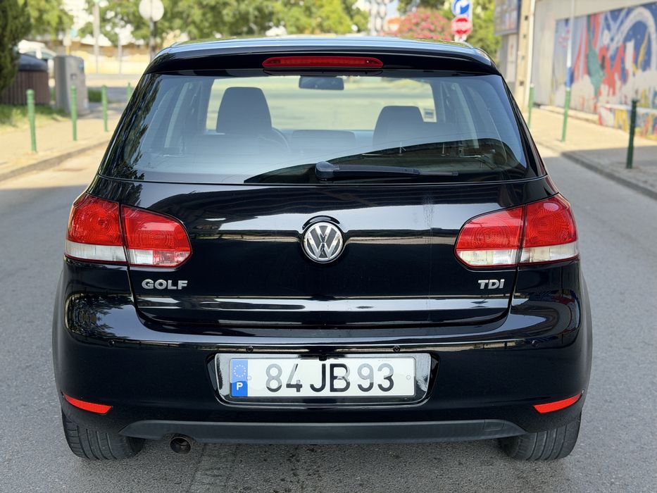 Volkswagen Golf - 1.6 TDi - 105cv