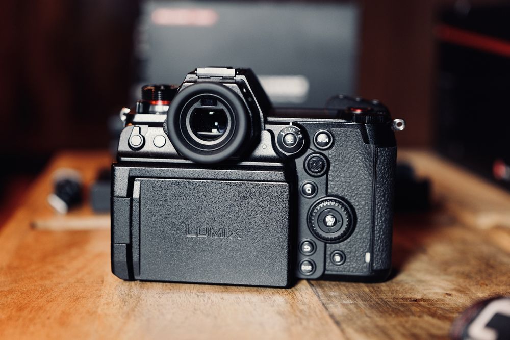 Lumix S1H - 4 akumulatory Panasonic oryginalne - klatka