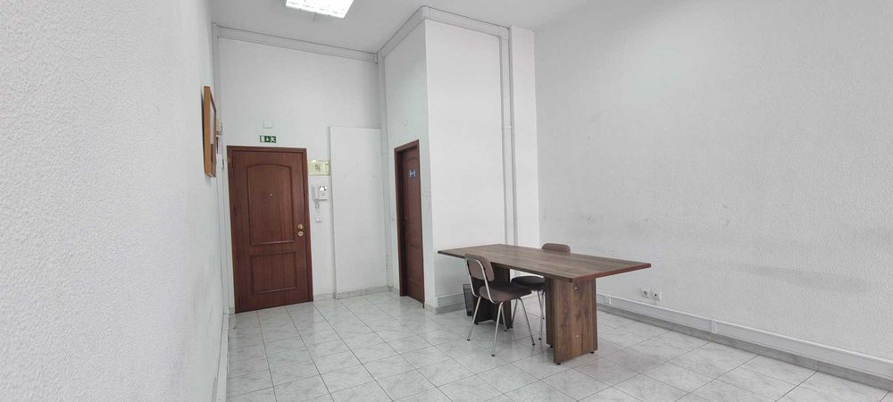 Arrendo Escritório 46m2 em Carcavelos junto à A5