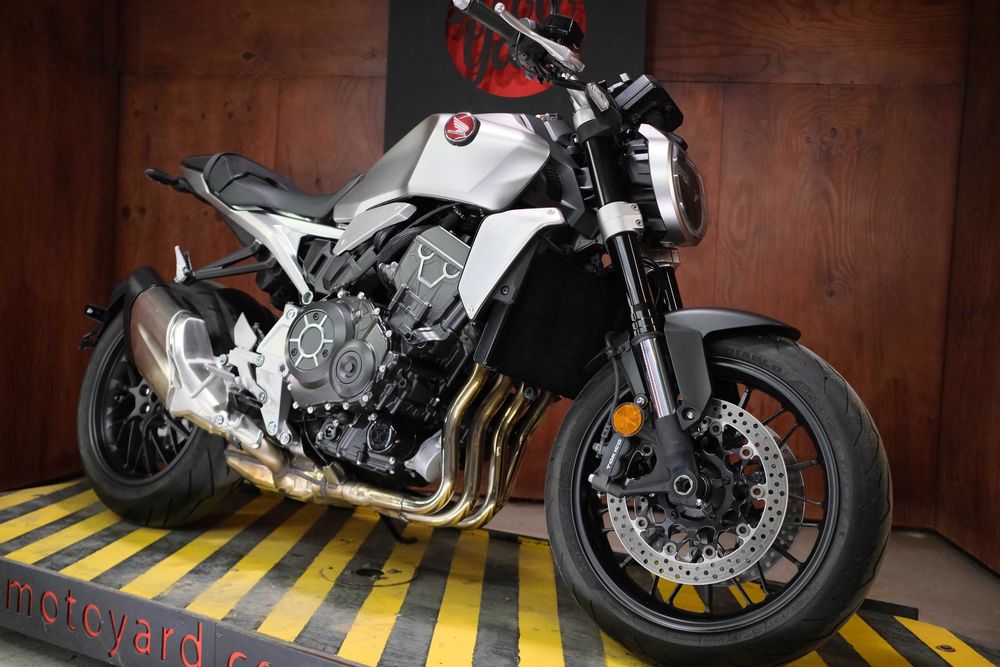 Honda CB1000R із Японії