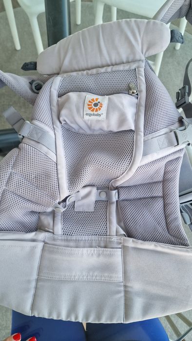 Mochila Ergobaby Omni 360 Cool Air