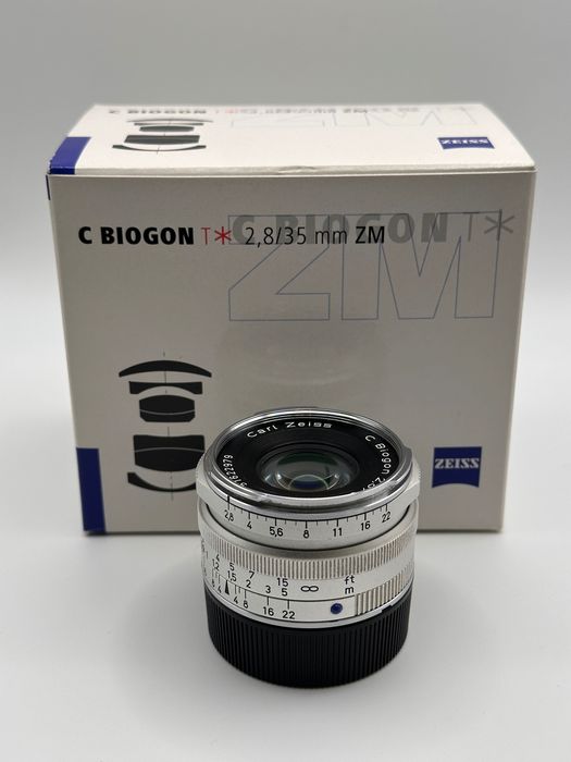 Zeiss C Biogon 35mm f2.8 ZM (sistema Leica M)