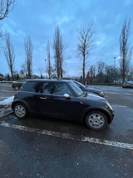 Mini one 2004 rok