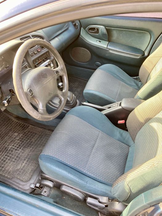 Mazda 323 1997 продаж