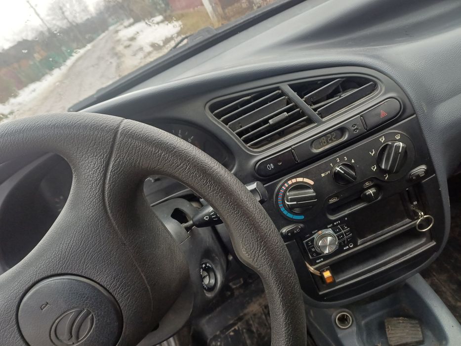 Продам ланос 2012