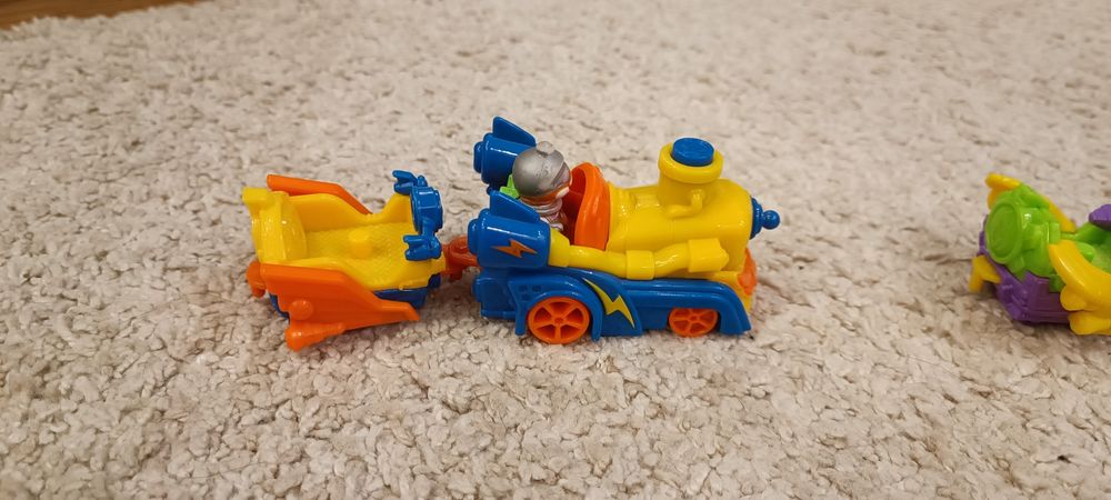 Sprzedam pojazdy super zings
