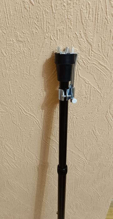 Якісна палиця (тростина) з регульованою висотою. Нова.