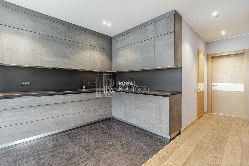 Продаж 3-х квартири ЖК Либідь Малевича, Центр