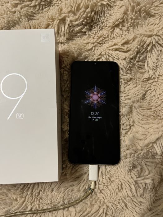 продам Сяоми ми 9 se