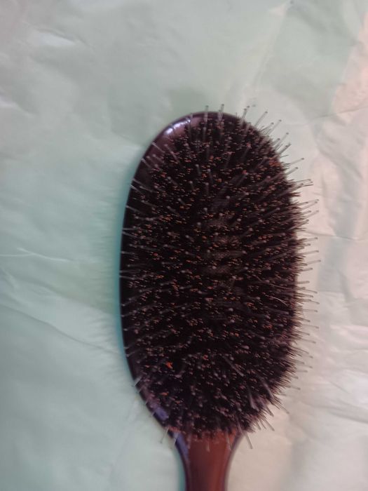 Escova cabelo com pelo