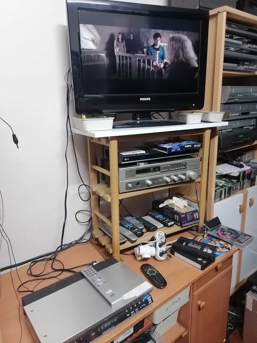 Amplituner JVC XV-TH-A10R