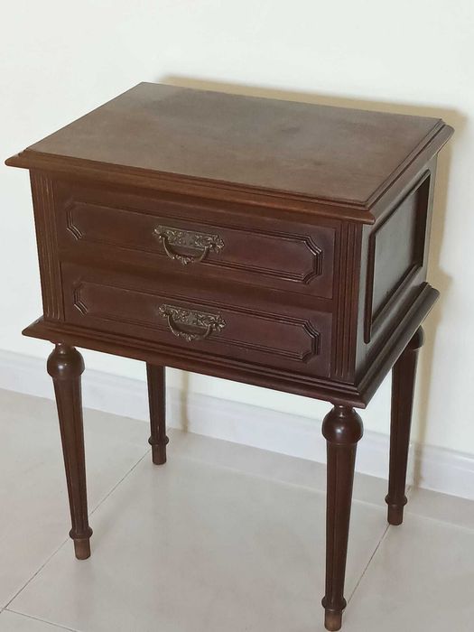 Mesa de cabeceira