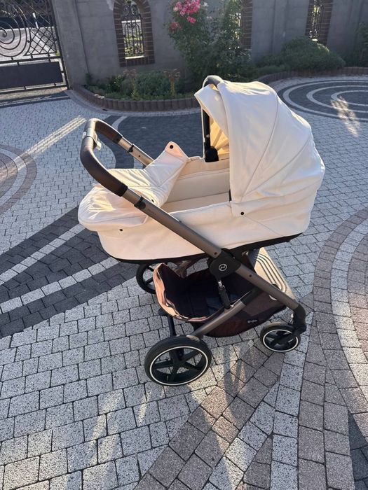 Продам дитячий візок Cybex Balios S Lux в норальному стані