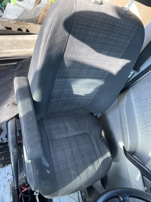 Fotel kierowcy sprinter 906 lift podlokietnik