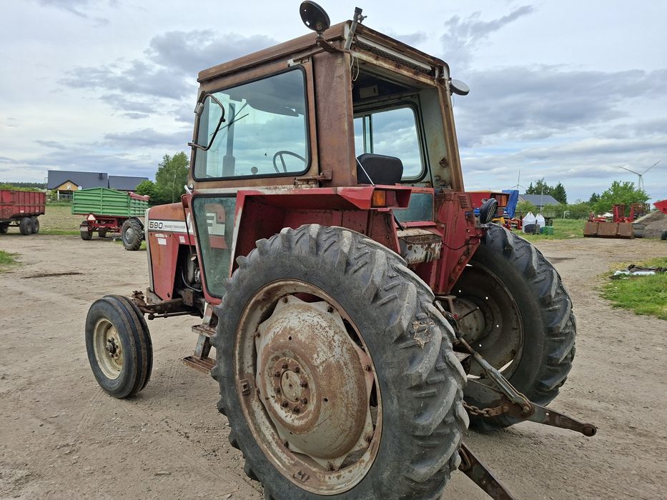 Massey ferguson 590