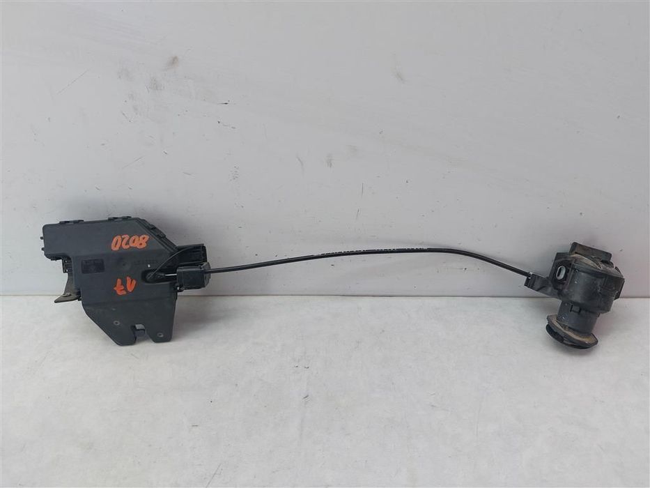 Zamek klapy tylnej BMW Seria 3 E90 2005-2012 8196401 ORYGINAŁ 4 PINY