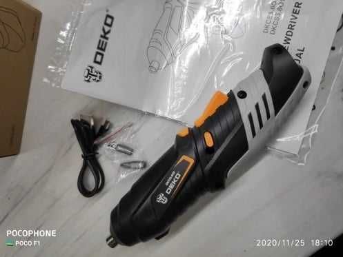 Aparafusadora a bateria com ferramentas novo