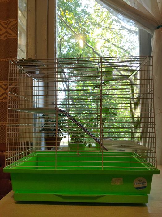 Продам великолепную клетку.