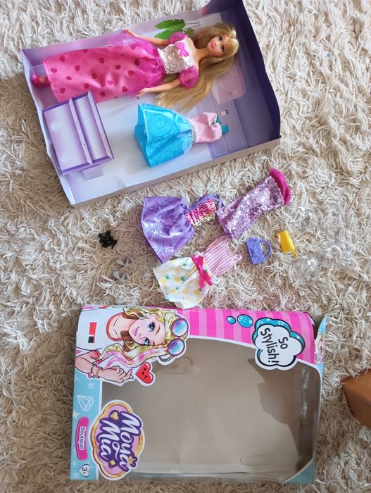 Lalka plus ubranka, buty i torebki