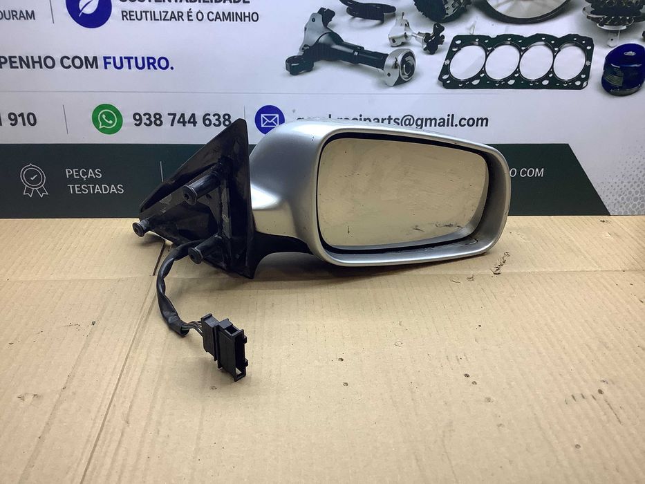 Espelho direito Skoda Octavia 2002