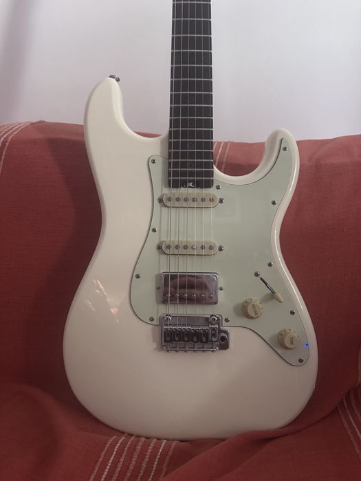 Schecter Nick Johnston497139362132797441