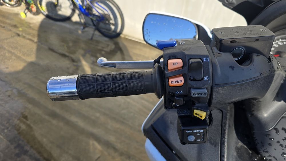 Suzuki Burgman AN 650