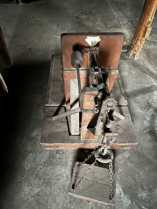 Waga rolnicza z odwaznikami