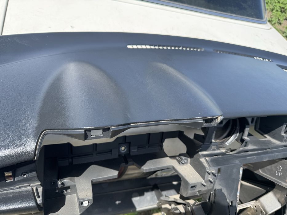 Торпедо Mitsubishi Outlander 1 2,4 CU 2003-2008г. Рестайлинг 2008г